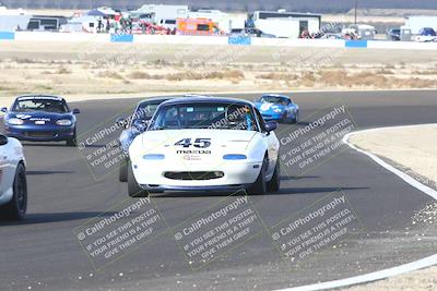 media/Jan-25-2025-CalClub SCCA (Sat) [[03c98a249e]]/Race 4/